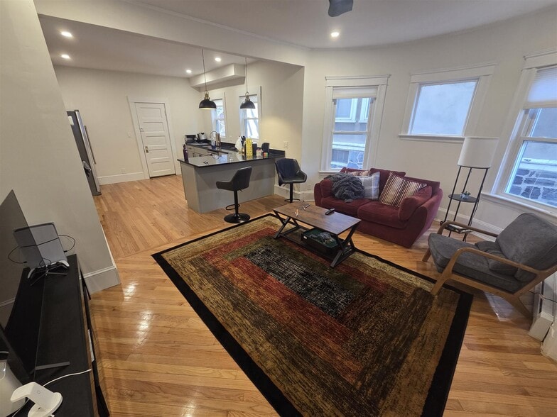 Building Photo - 125 Liberty Rd