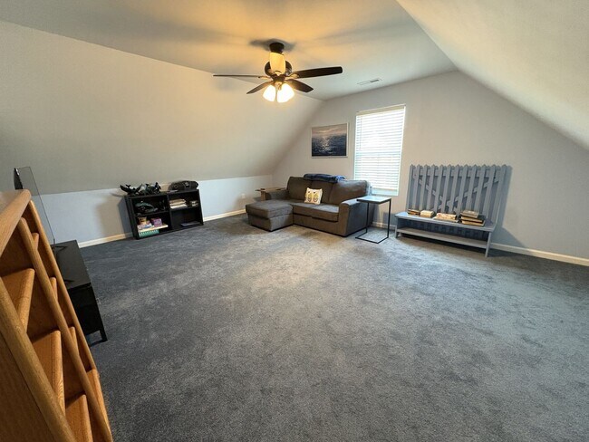 Building Photo - 2107 Barringer Ln