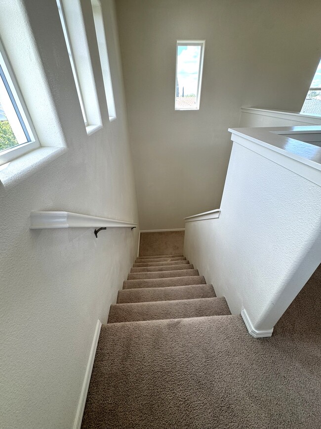 Building Photo - 4060 Trenton Ave