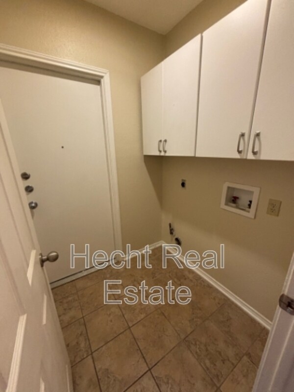 Building Photo - 16501 Spotted Eagle Dr
