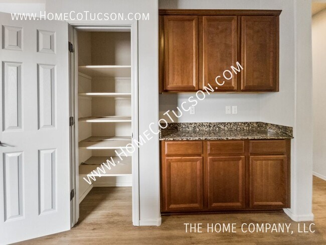 Building Photo - 1628 W Gentle Brook Trail