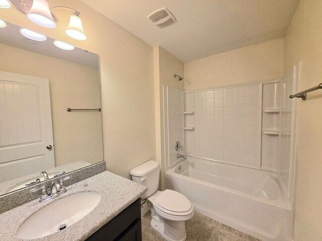 Building Photo - 5625 Shooting Star Ct