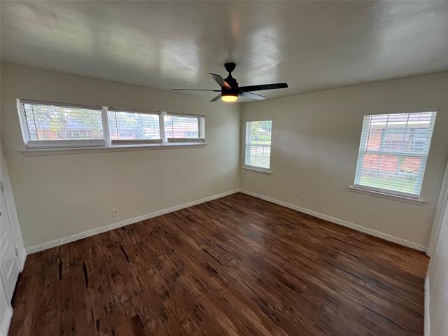 Building Photo - 2214 Mockingbird Ln