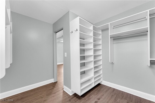 Building Photo - 961 Montford Rd