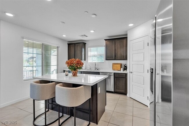 Building Photo - 901 Jigglypuff Pl