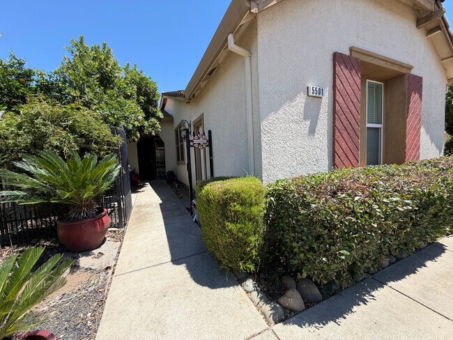 Building Photo - Spacious 4-Bedroom Elk Grove Home with Updated Kitchen, Quartz Countertops! VIEW TODAY!