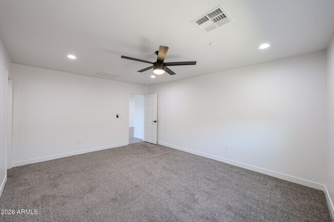 Building Photo - 2651 N 71st Pl