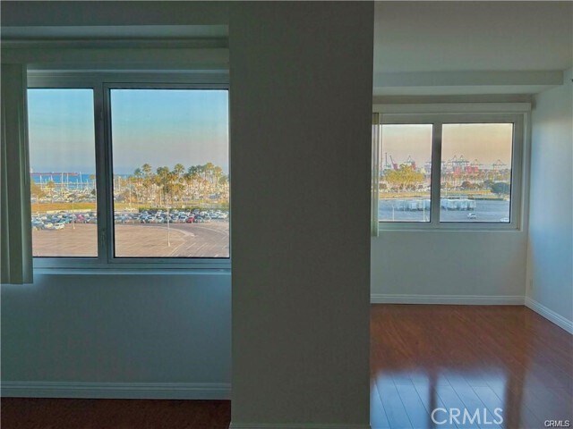 Building Photo - 525 E Seaside Way
