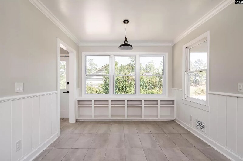 Building Photo - 9 Candlewood Ln