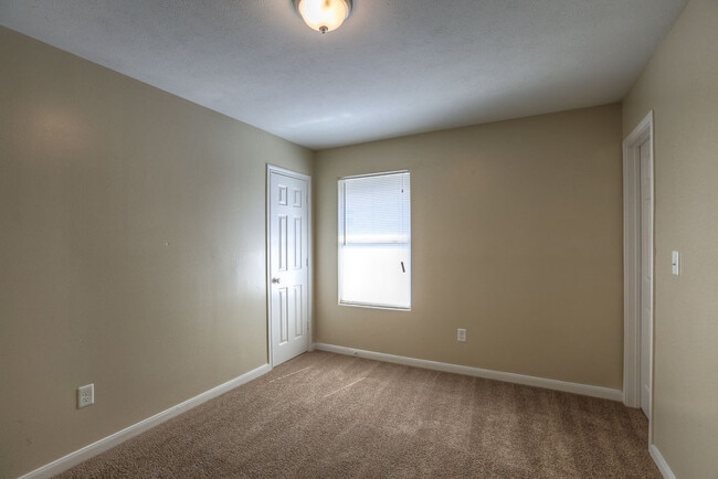 Building Photo - Pine Landing Homes