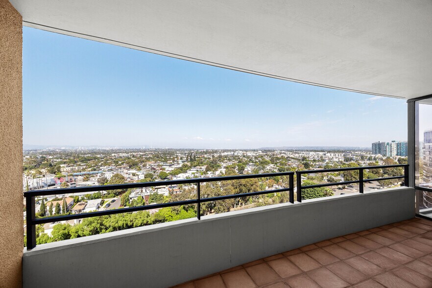 Building Photo - 4316 Marina City Dr