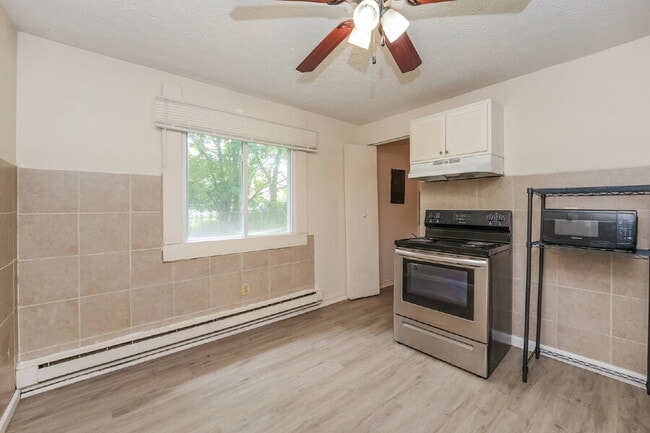 Building Photo - 1319 Fillmore Cir