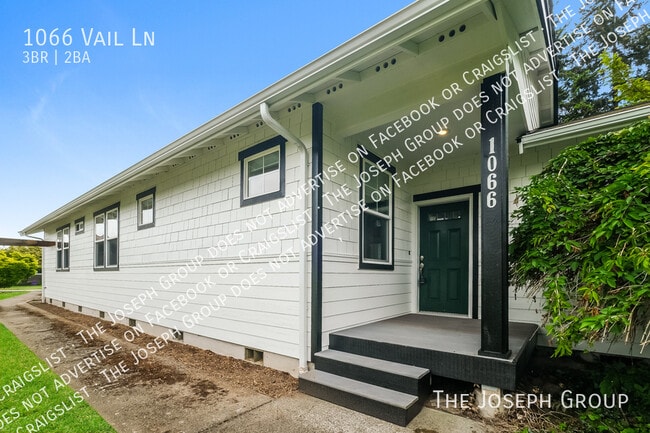 Building Photo - 1066 Vail Ln