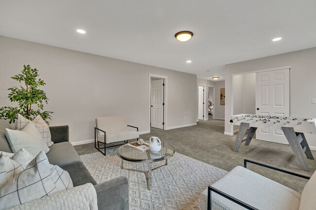 Building Photo - Award winning school district! 4 bedroom with RV and boat parking!