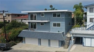 Building Photo - 210 Avenida Calafia