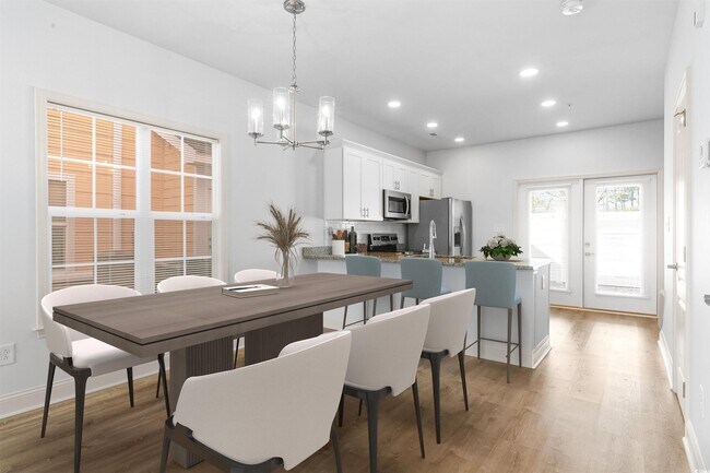 Building Photo - 763 Moen Pl