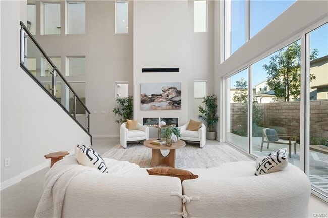 Building Photo - 1155 Poppy Ct