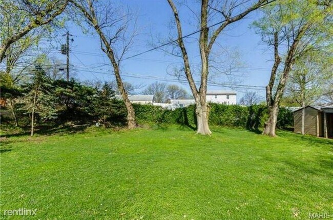 Building Photo - 3 br, 1 bath House - 17 Terry Dr