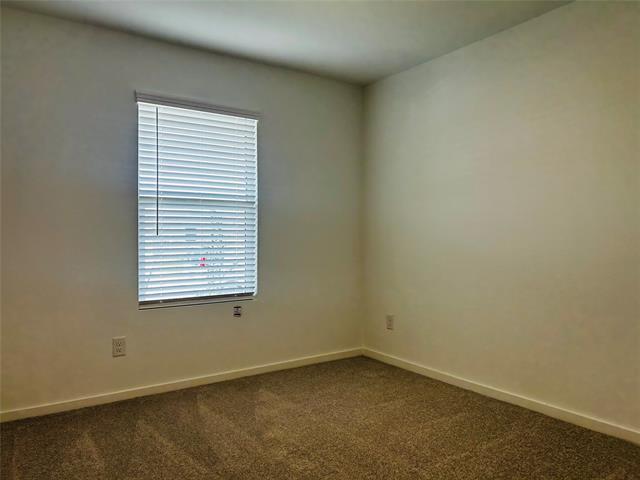 Building Photo - 2033 Derby Ln