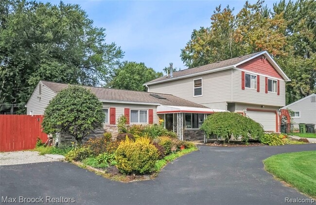 Building Photo - 50191 Cedargrove Rd
