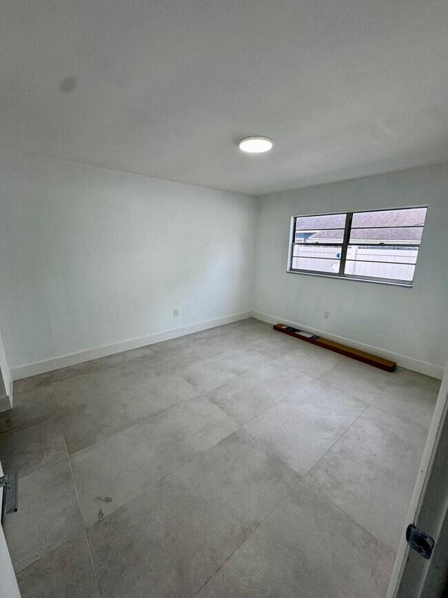 Building Photo - Under Construction*** Fully Renovated 3-Bedroom Home with Garage in Orlando