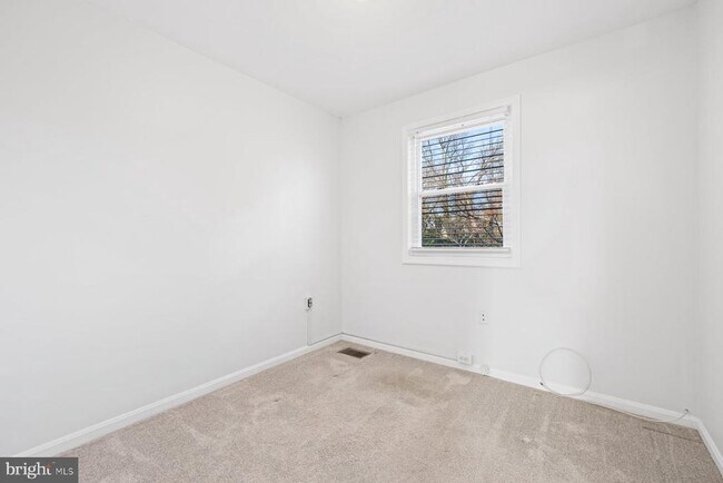 Building Photo - 3331 Buehler Ct