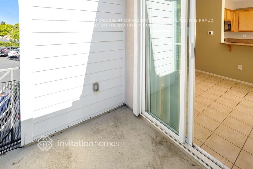 Building Photo - 16730 Nicklaus Dr