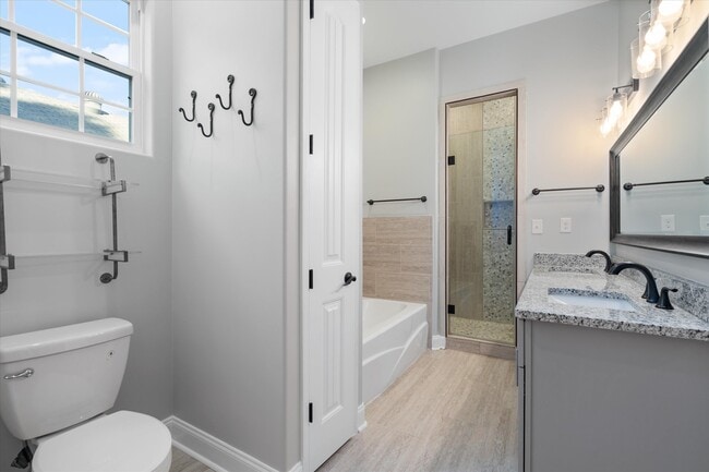 Building Photo - 385 Williford St