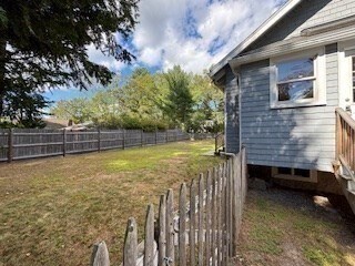 Building Photo - 63 Pierrepont Rd