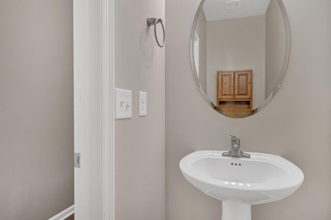 Building Photo - Carolina Forest Townhome- Available Now!