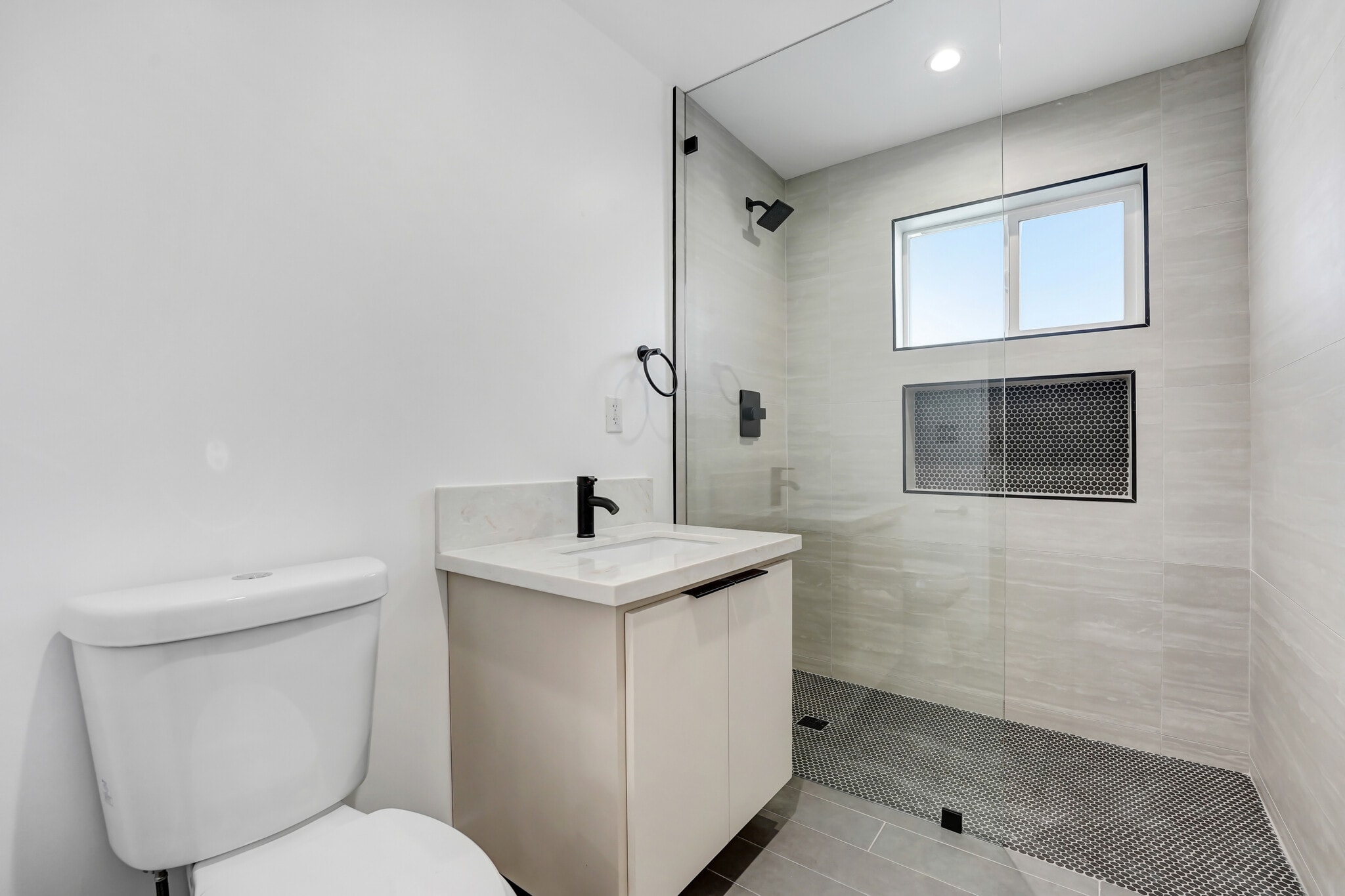 Building Photo - 4338 La Clede Ave