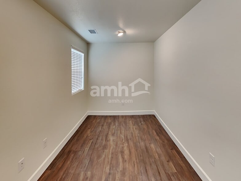 Building Photo - 8235 Joyce St