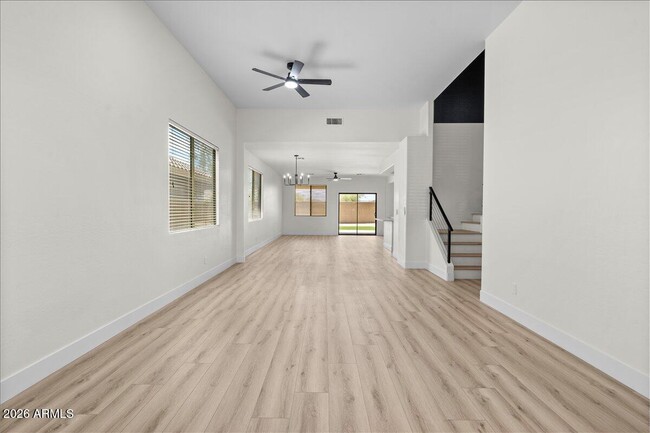 Building Photo - 43336 N Heavenly Way