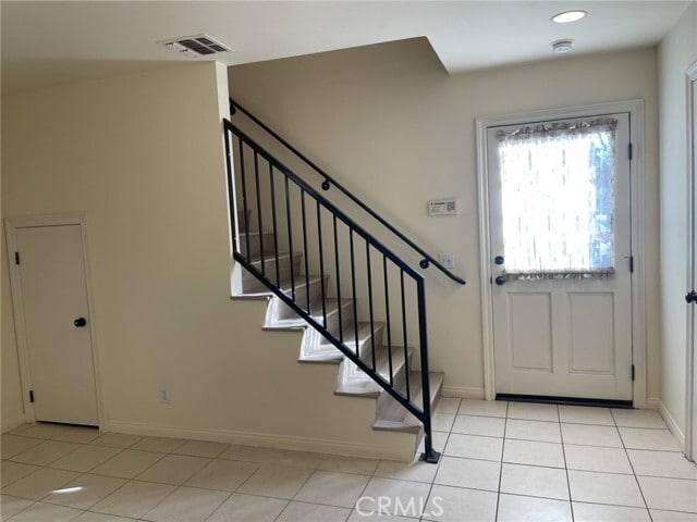 Building Photo - 614 Royal Oaks Dr