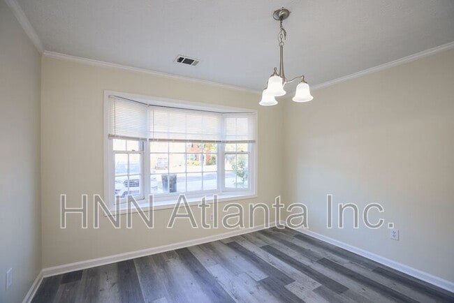 Building Photo - 5646 Executive Way