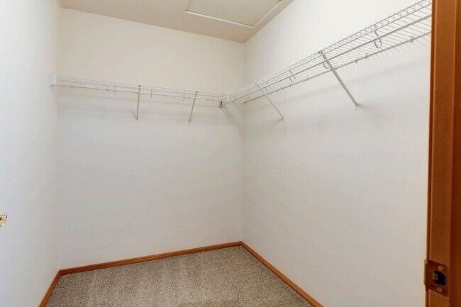 Building Photo - 2 Bd 2 Bath Home in 55+ Community