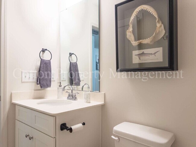 Building Photo - 3083 Day Dream Ln