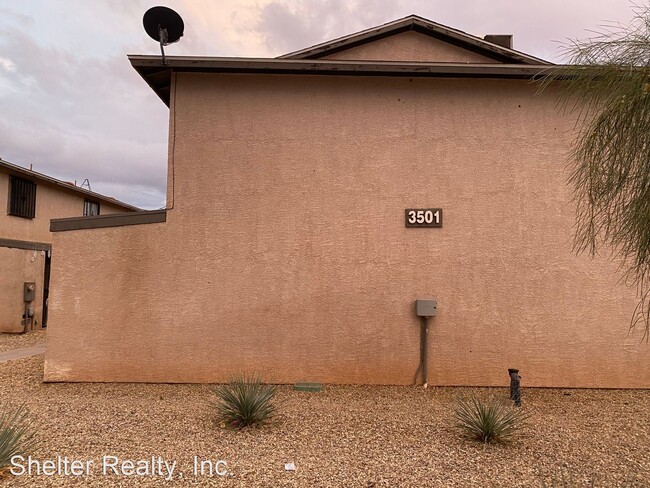 Building Photo - 3501 Rio Robles Dr