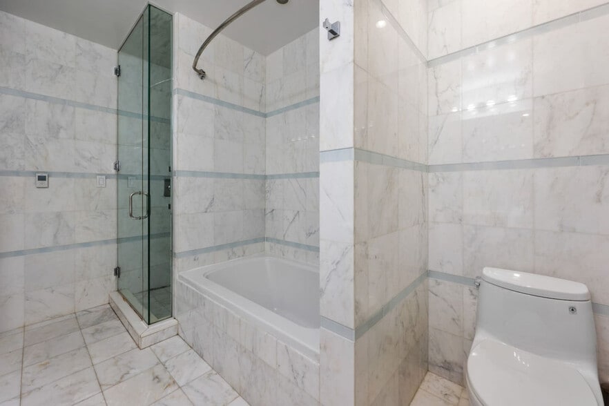 Building Photo - 147 Lexington Ave