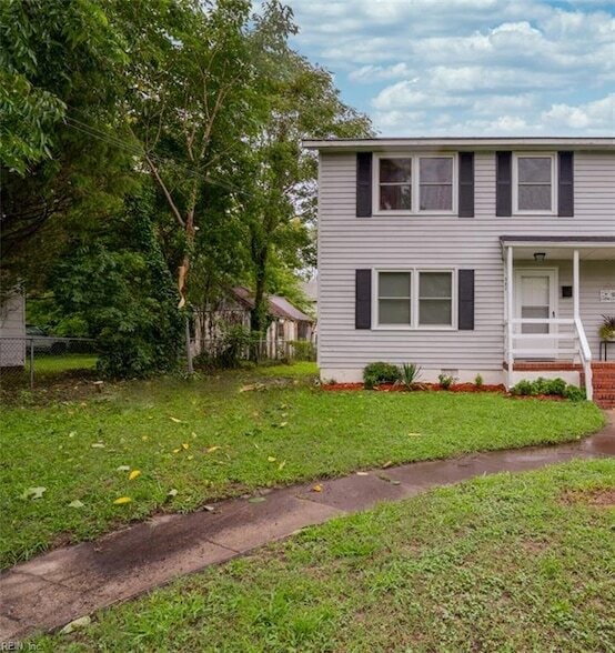 Building Photo - 327 Settlers Landing Rd