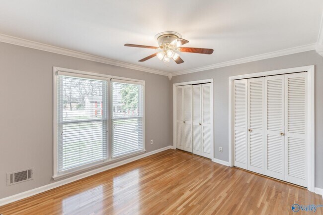 Building Photo - 1116 Tyler Rd NW