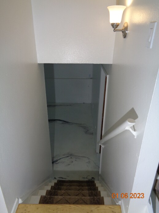 Building Photo - Nicely located close to Memorial Park and ...
