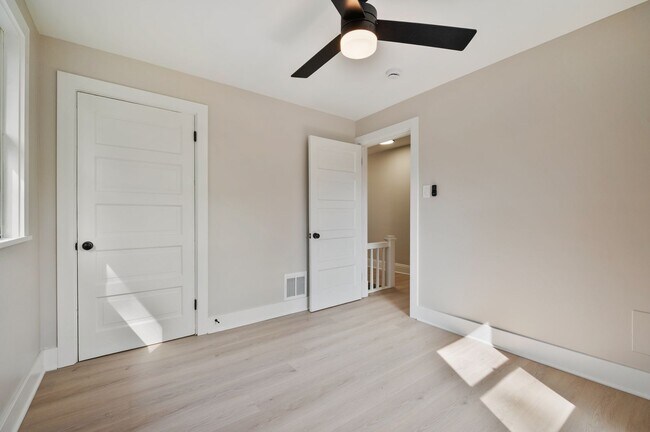 Building Photo - Stunning 3 bedroom home in Ambridge availa...