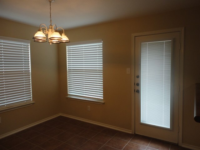 Building Photo - 11019 Palomino Bnd