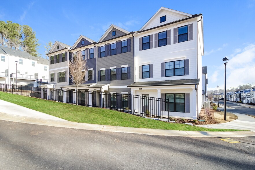 Building Photo - 719 Calvin Pk Dr