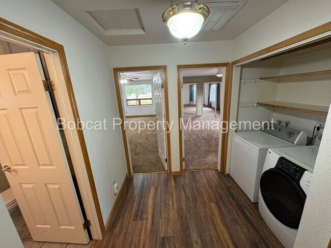 Building Photo - 3722 Lyla Ln