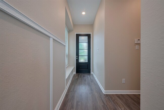 Building Photo - 4046 Balboa Dr