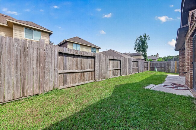Building Photo - 24302 Bella Florence Dr