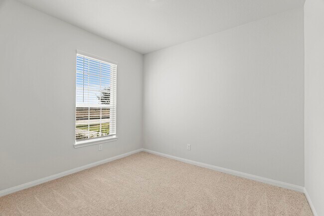 Building Photo - 8927 New Jade Dr