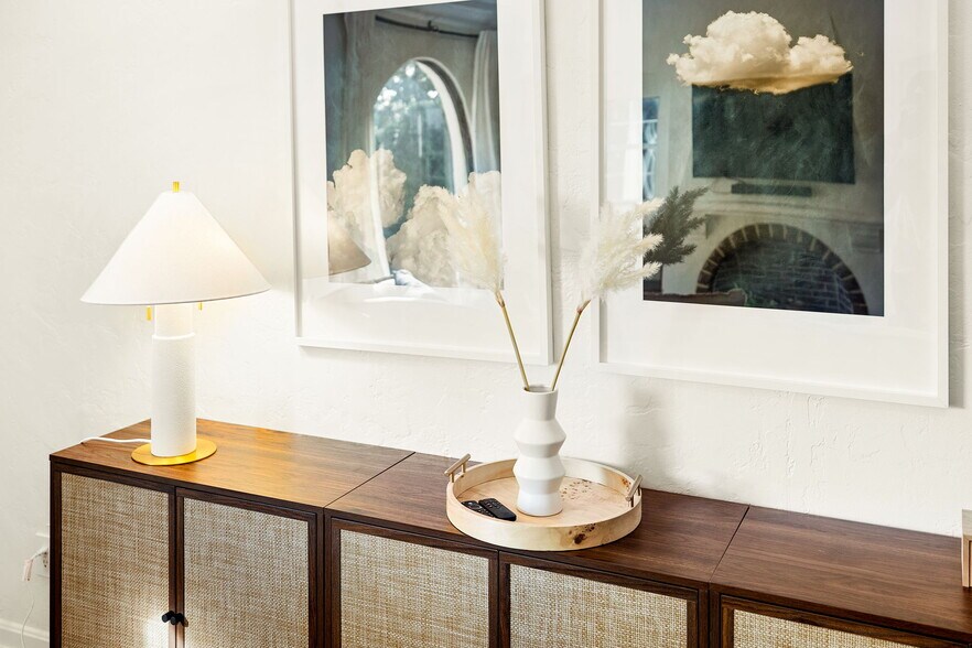 Building Photo - 3758 Gaviota Ave